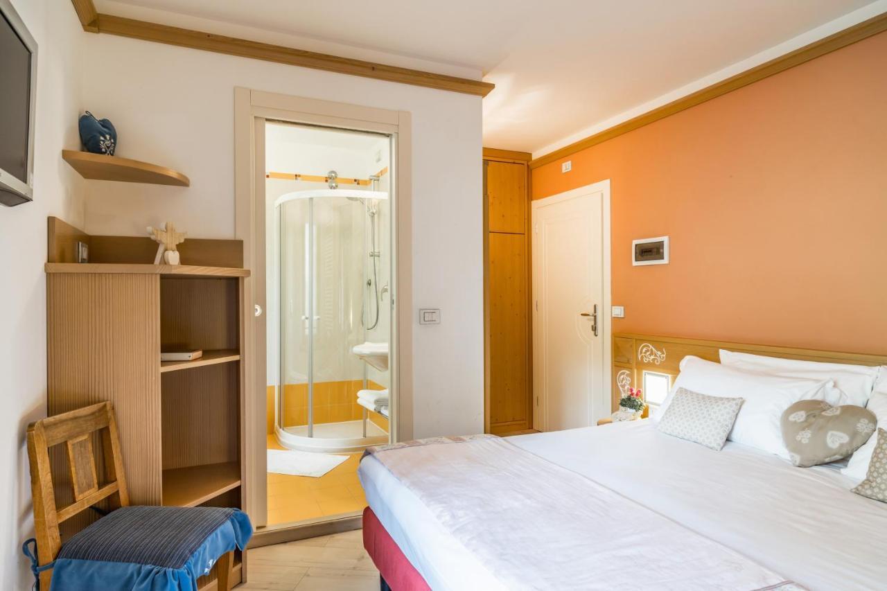 Hotel Bellavista Ravascletto Ngoại thất bức ảnh