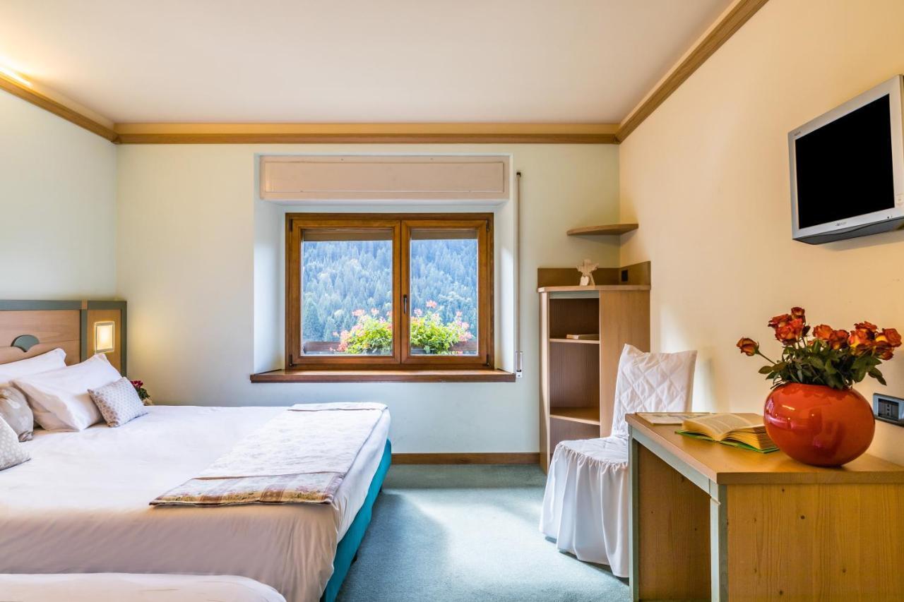 Hotel Bellavista Ravascletto Ngoại thất bức ảnh